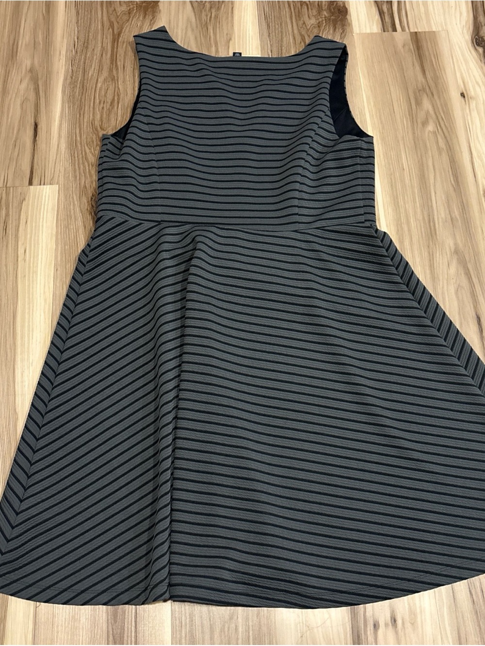 Torrid Size 1 1X Grey And Black Textured Sleeveless Dress Fit And Flare Skater - Picture 6 of 8